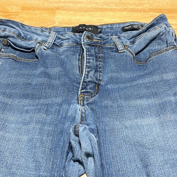 Tahari jeans - Picture 1 of 3